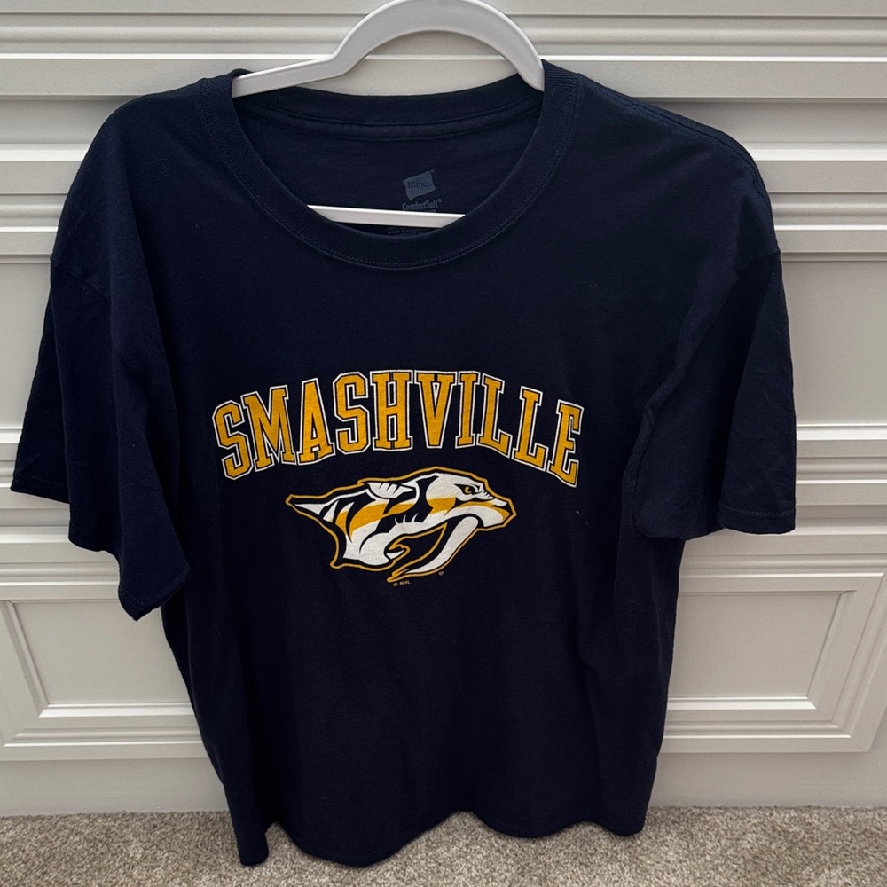 NHL Smashville Logo Nashville Predators Graphic T-Shirt